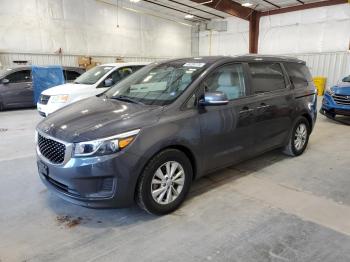  Salvage Kia Sedona