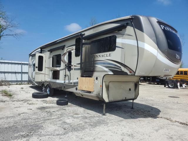  Salvage Jayco Pinnacle