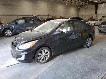  Salvage Hyundai ACCENT