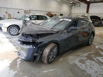  Salvage Mazda 3