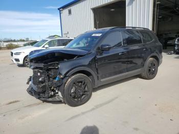  Salvage Kia Telluride