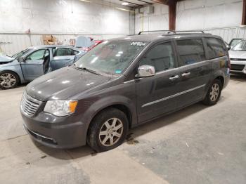  Salvage Chrysler Minivan