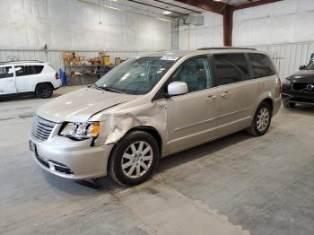  Salvage Chrysler Minivan