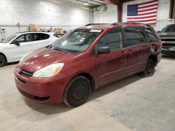  Salvage Toyota Sienna