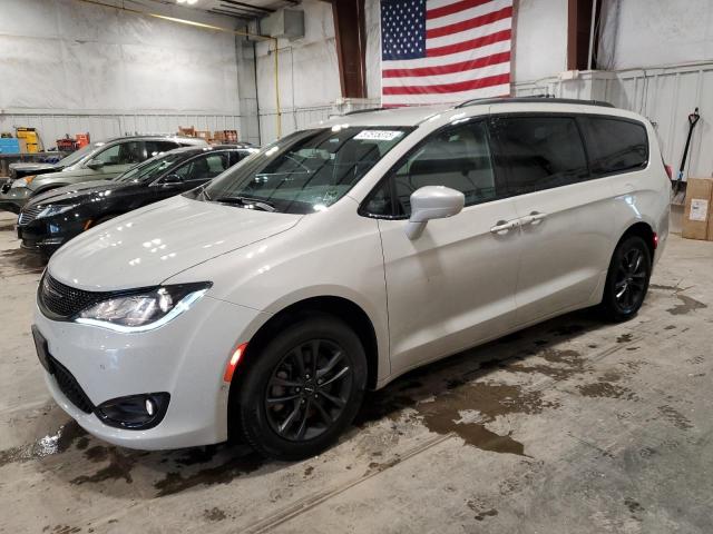  Salvage Chrysler Pacifica