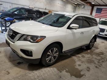  Salvage Nissan Pathfinder