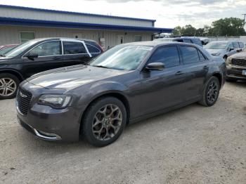  Salvage Chrysler 300