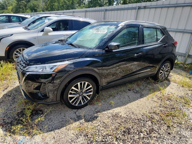  Salvage Nissan Kicks
