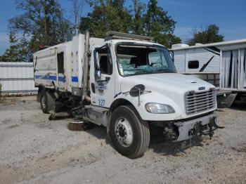  Salvage Freightliner M2 106 Med