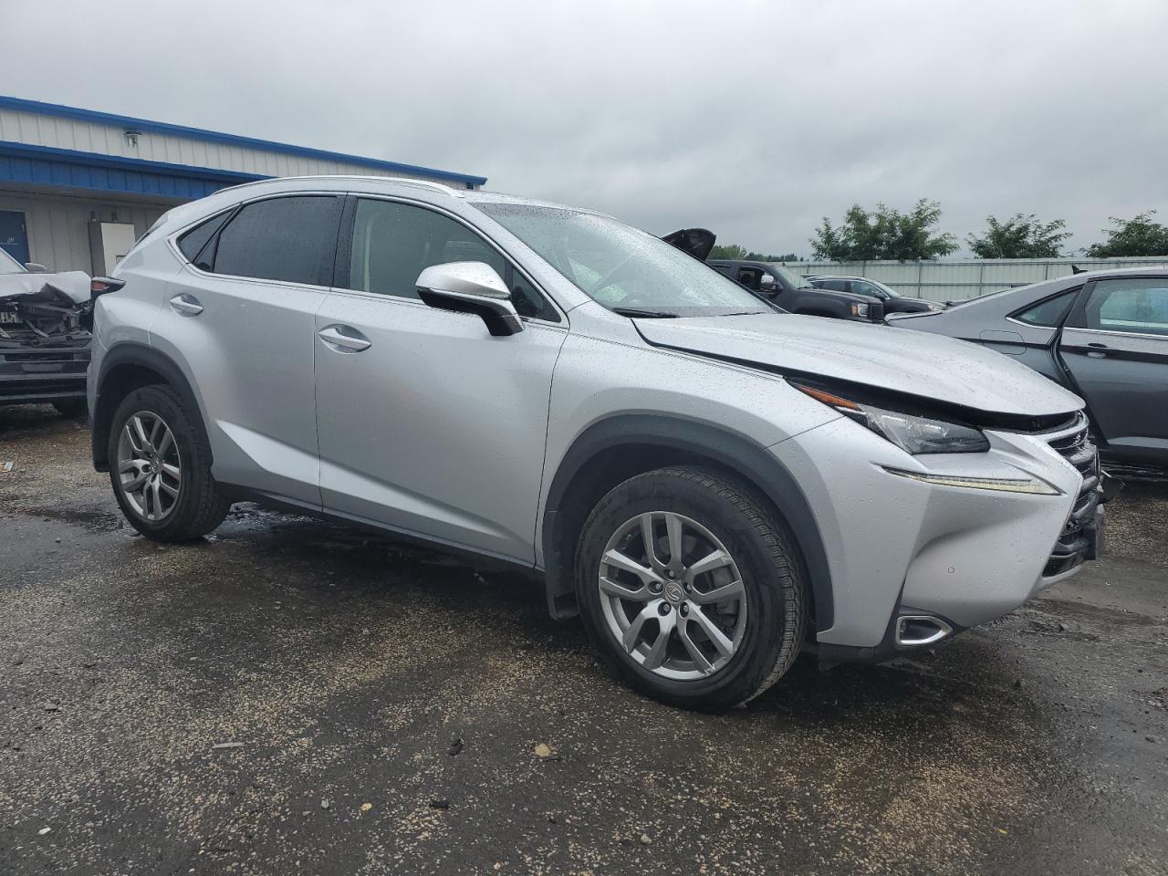 Lexus NX 200t Base Image 3