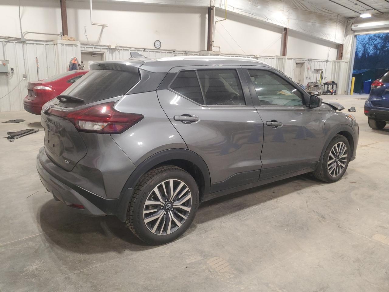 Nissan Kicks Sv Image 10