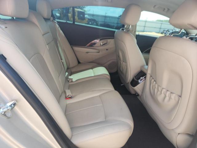 Buick LaCrosse Image 12