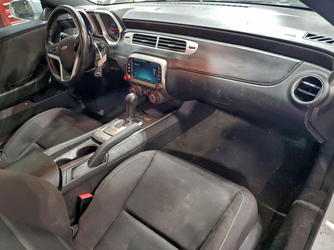 Chevrolet Camaro Lt Image 8