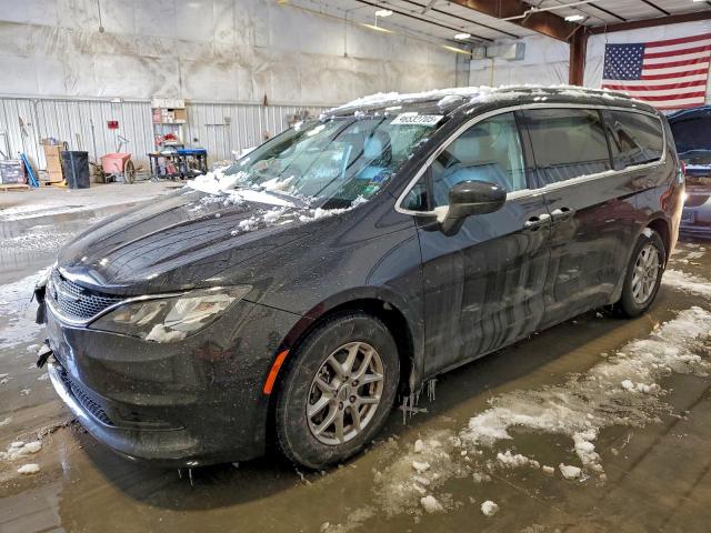  Salvage Chrysler Minivan