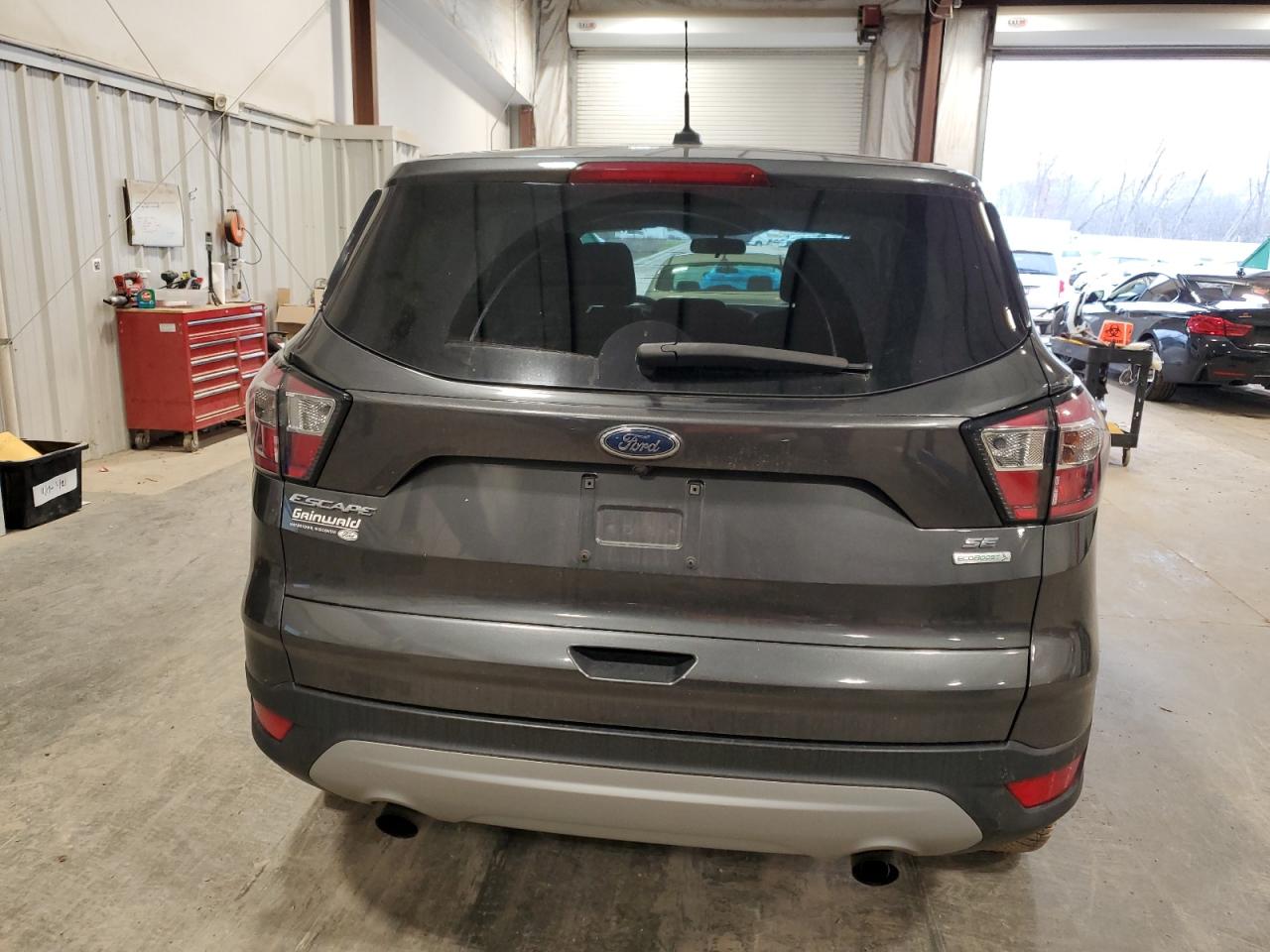 Ford Escape Se Image 9