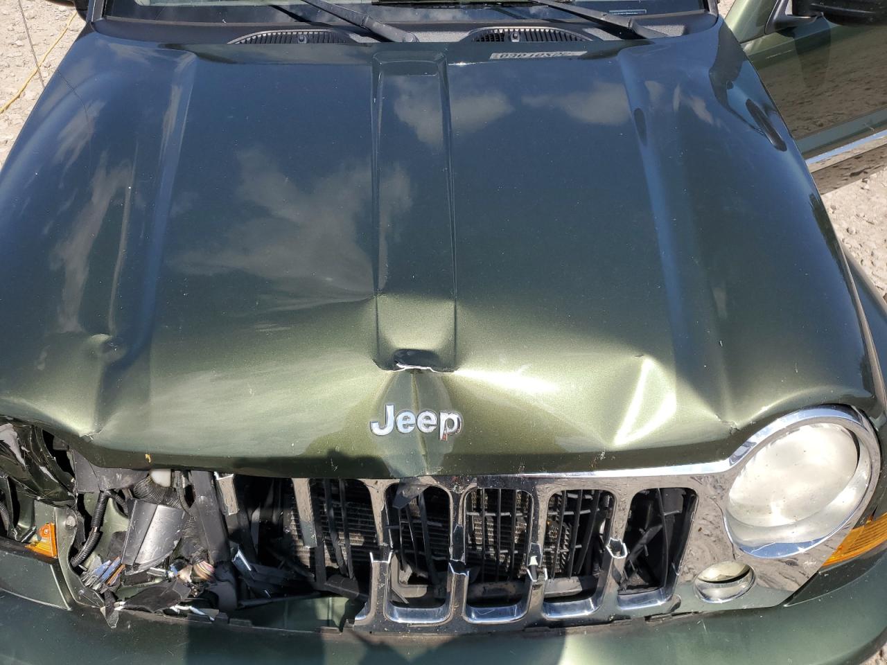 Jeep Liberty Limited Image 11