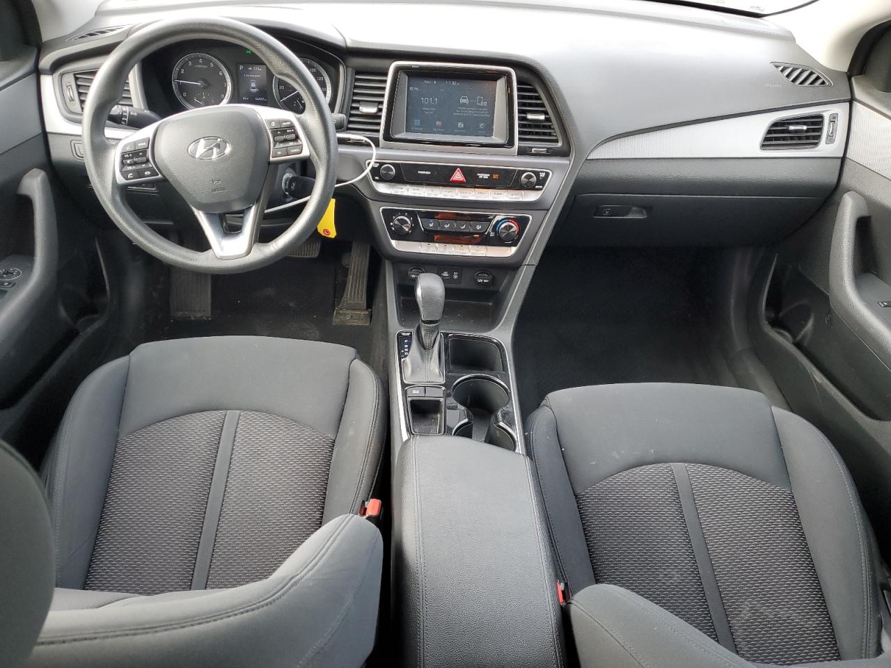 Hyundai SONATA Se Image 10