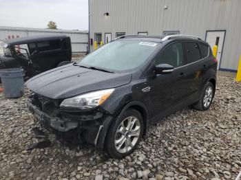  Salvage Ford Escape