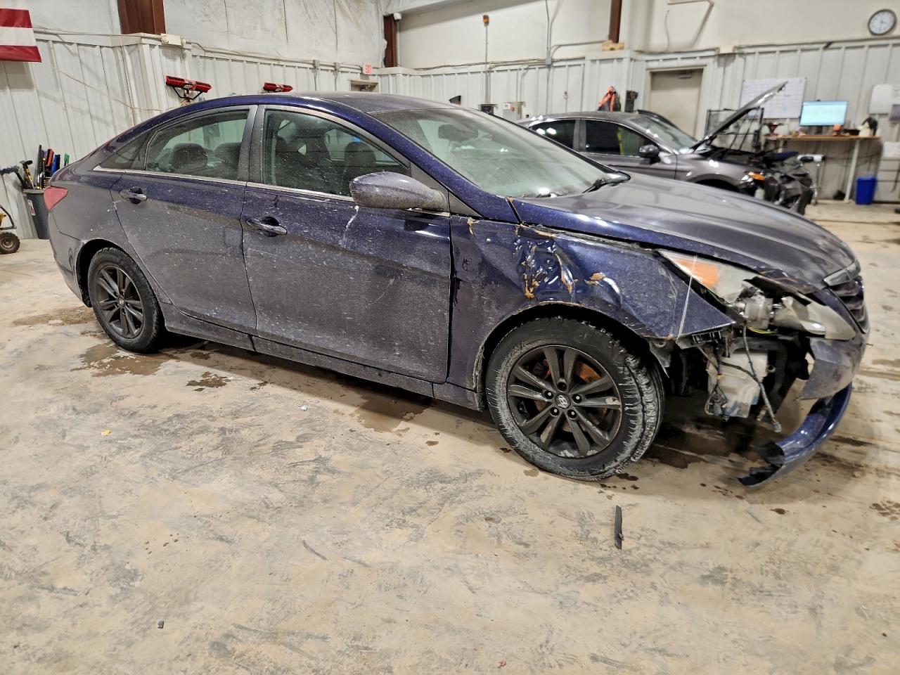 Hyundai SONATA Gls Image 10