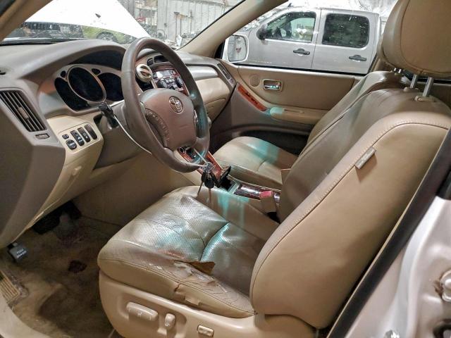 Toyota Highlander Hybrid Image 11