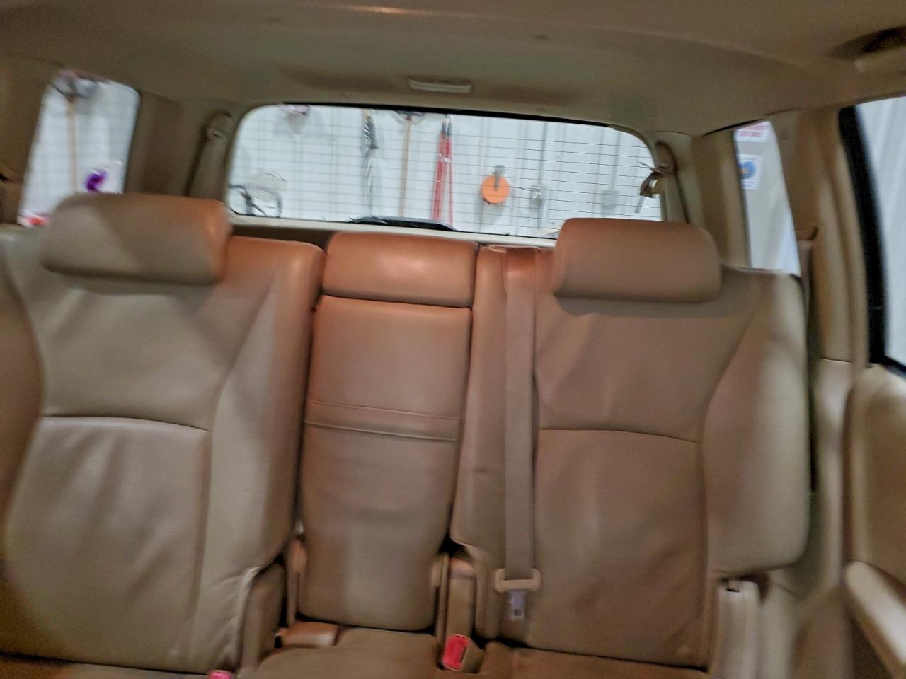 Toyota Highlander Hybrid Image 12