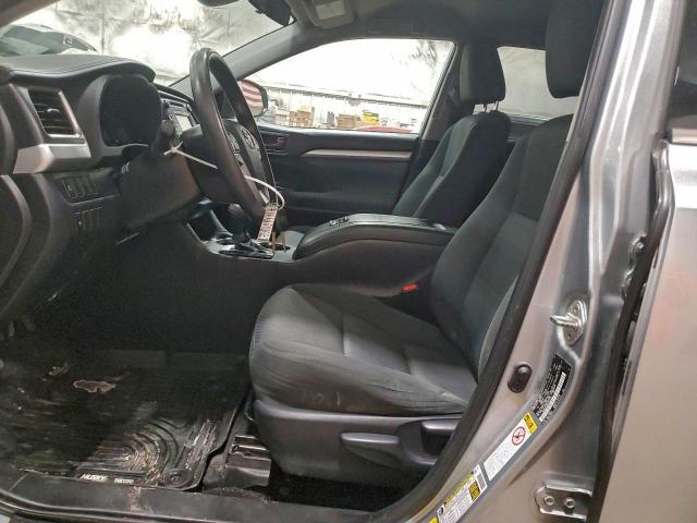 Toyota Highlander Le Image 3