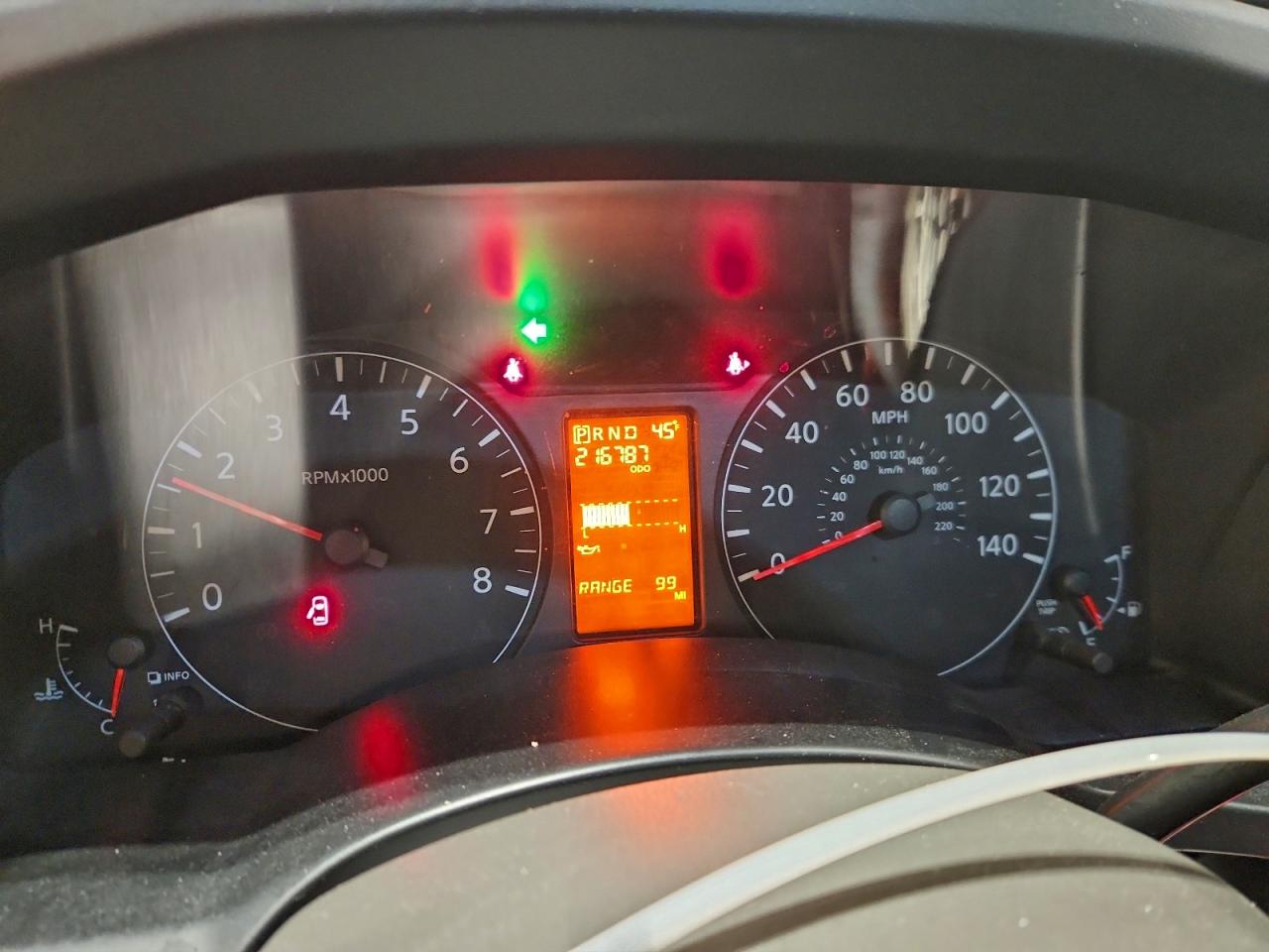 Nissan Nv 2500 Image 9