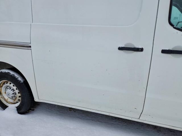 Nissan Nv 2500 S Image 3