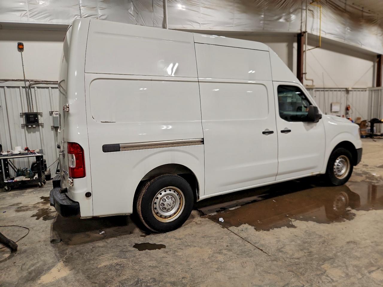Nissan Nv 2500 Image 13