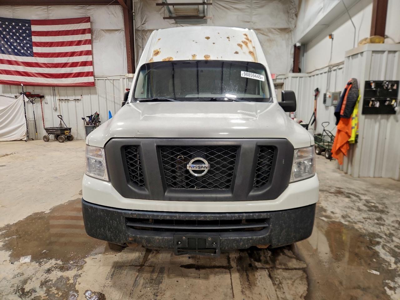 Nissan Nv 2500 Image 4