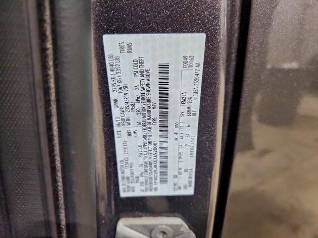 Ford Escape Titanium Image 8