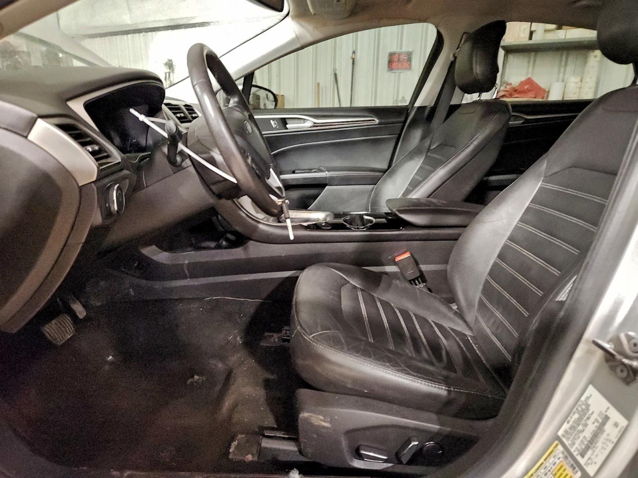 Ford Fusion Se Image 12