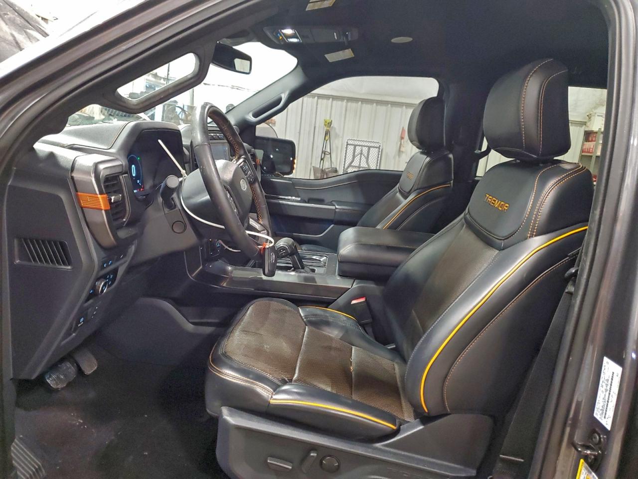 Ford F-150 Supercrew Image 3