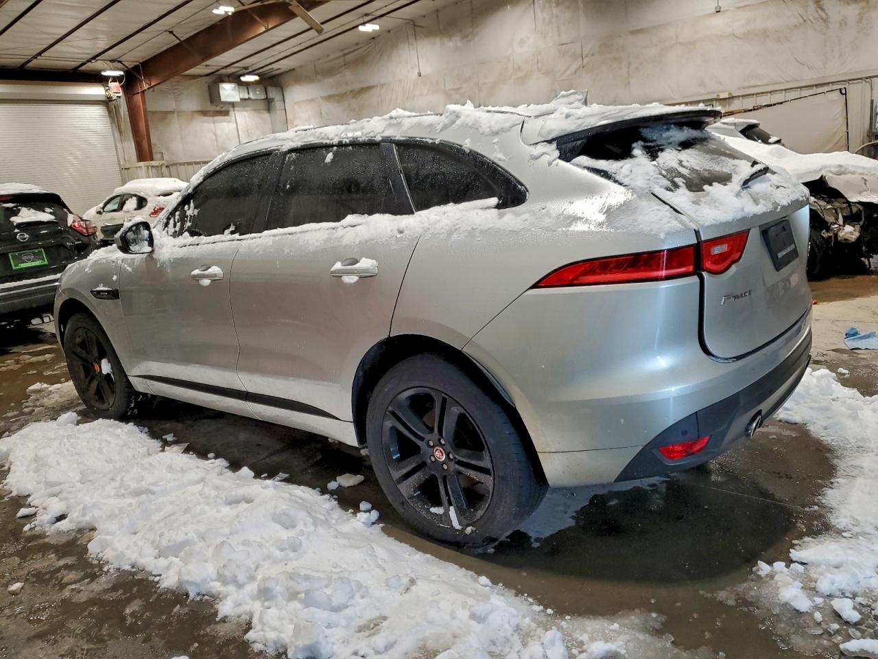 Jaguar F-PACE R - Sport Image 5