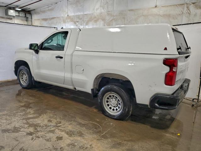 Chevrolet Silverado C1500 Image 3