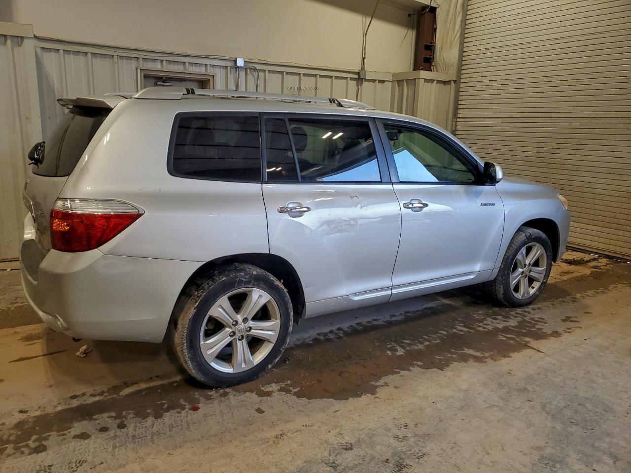 Toyota Highlander Limited Image 3