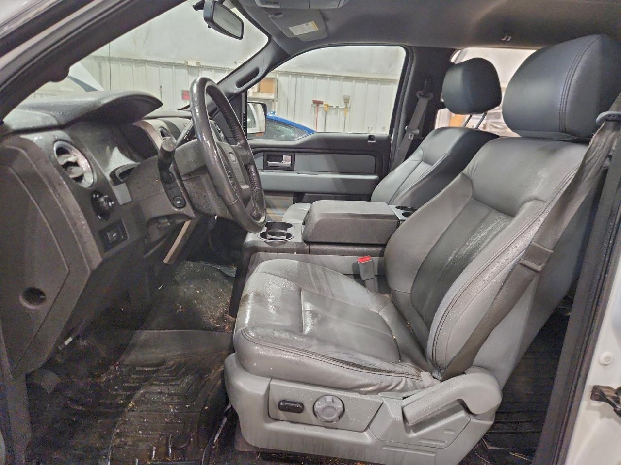 Ford F-150 Supercrew Image 7