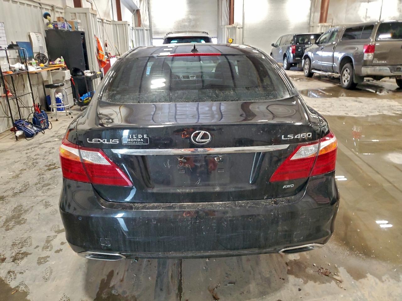 Lexus LS 460 Image 5