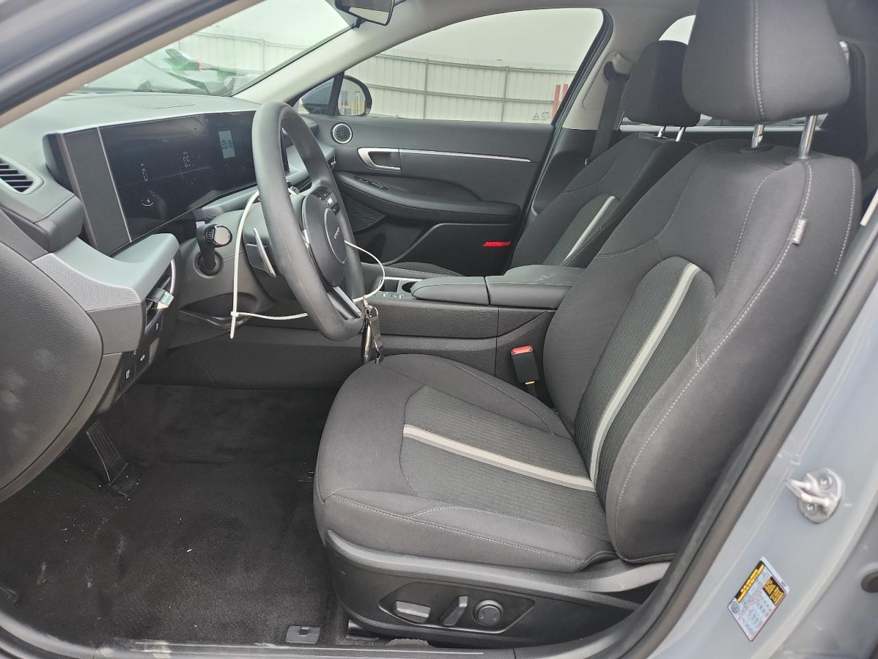 Hyundai SONATA Sel Image 8