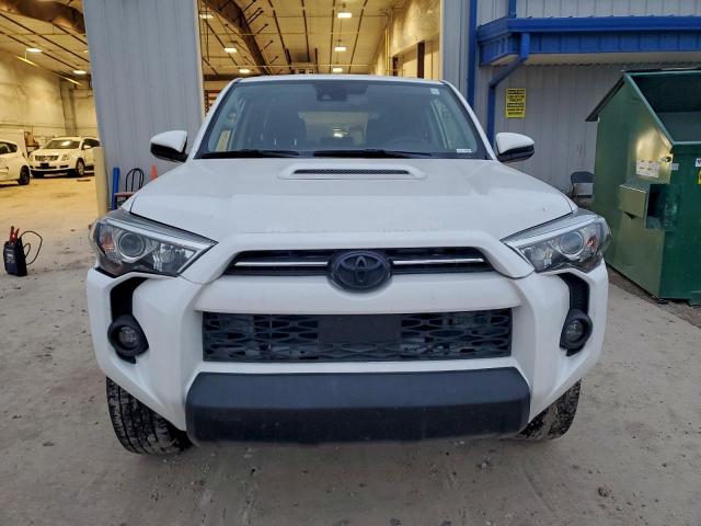 Toyota 4Runner Sr5/sr5 Premium Image 3