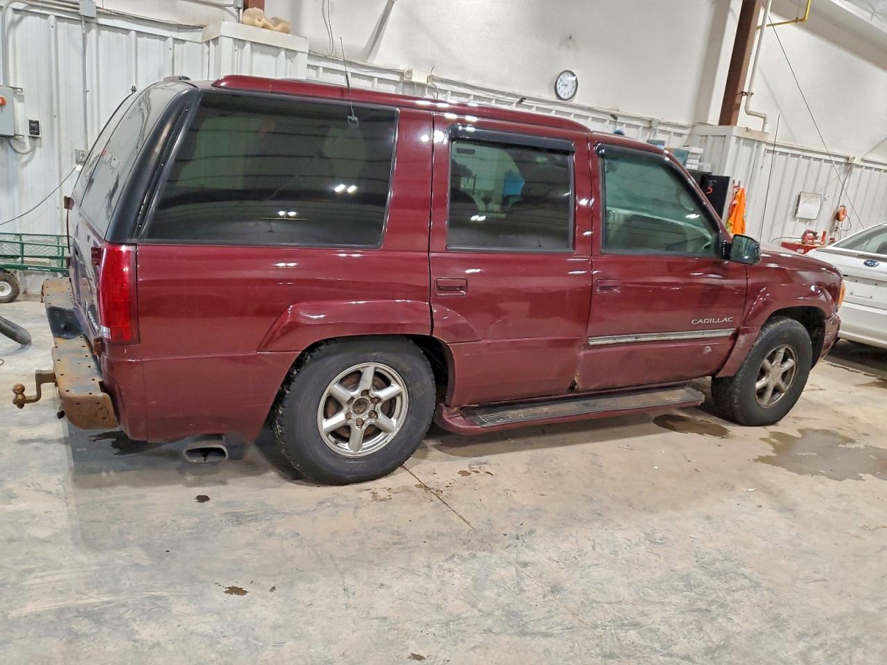 Cadillac Escalade Image 12