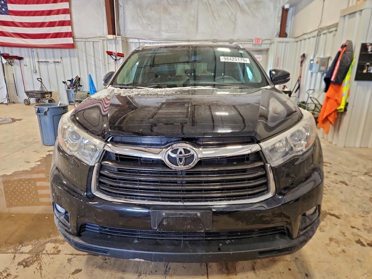 Toyota Highlander Xle Image 12