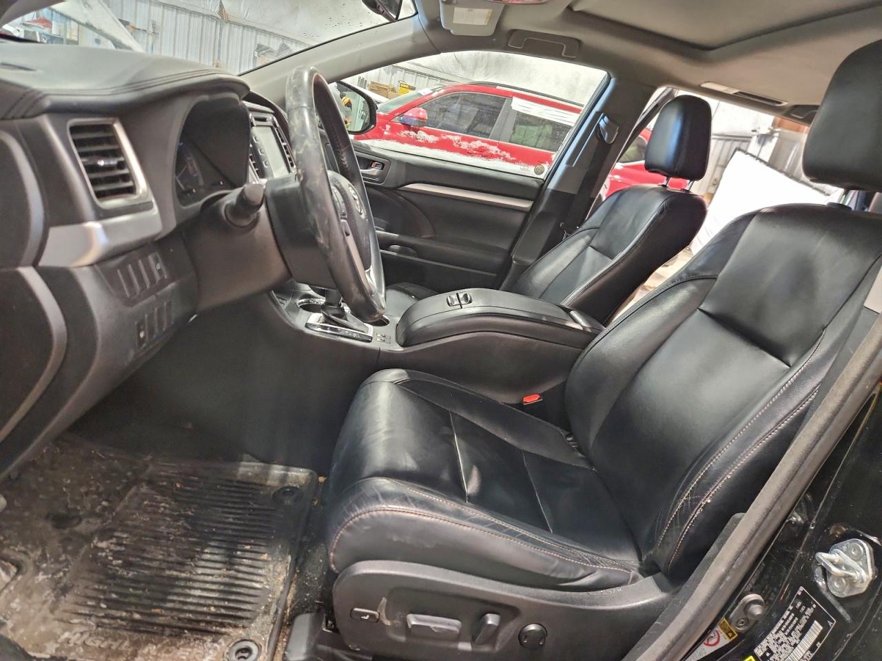 Toyota Highlander Xle Image 3