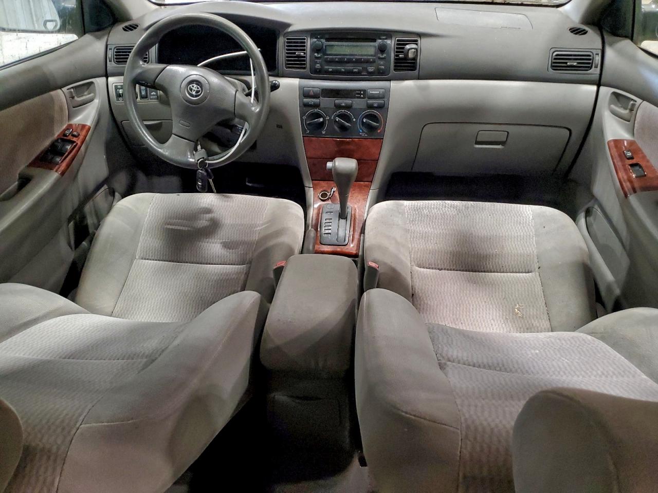 Toyota Corolla Ce Image 7