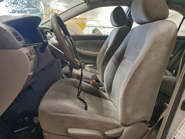 Toyota Corolla Ce Image 6