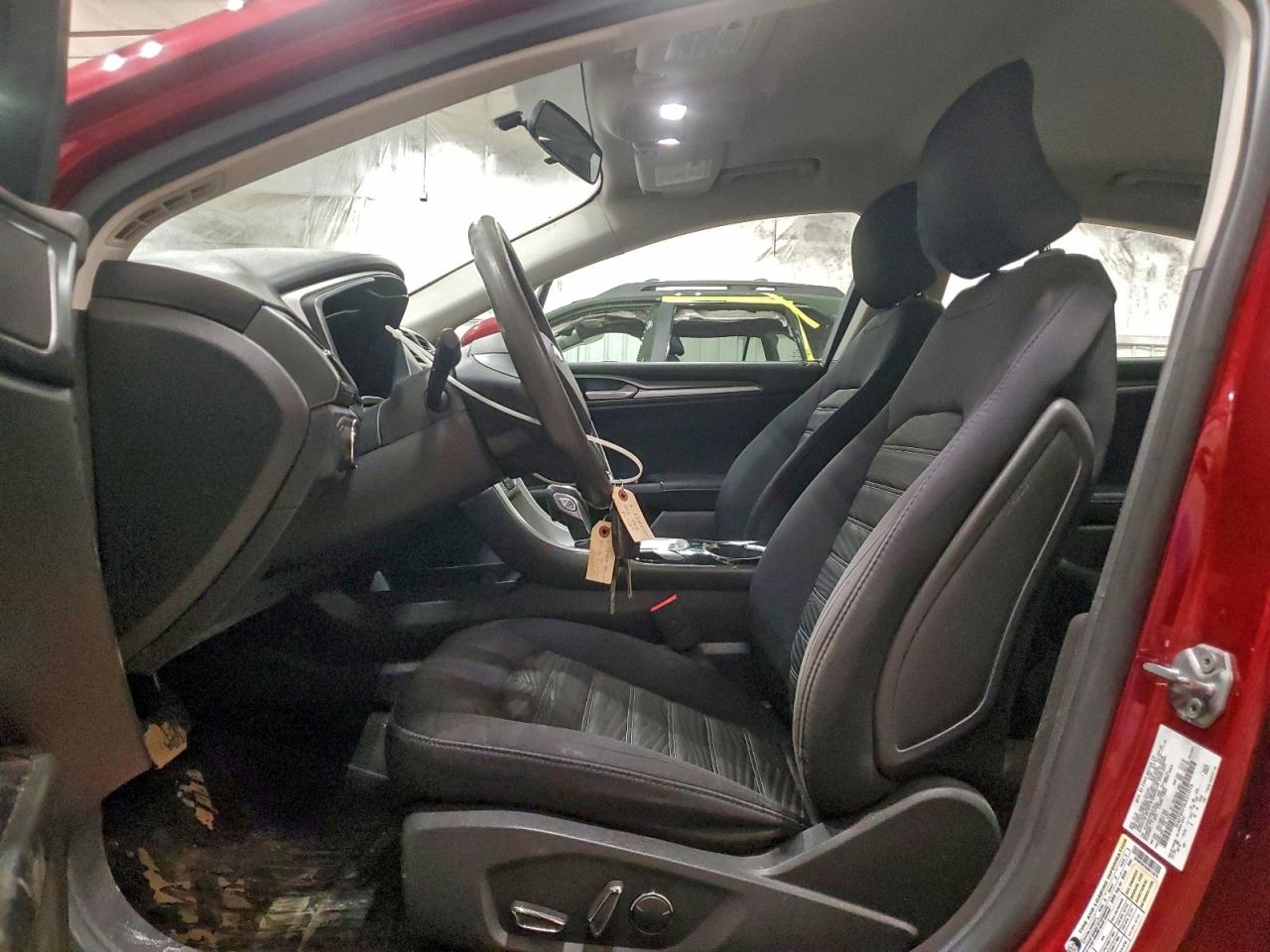 Ford Fusion Se Image 11