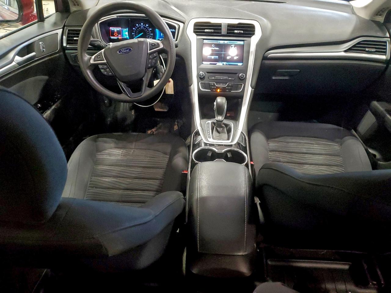 Ford Fusion Se Image 4